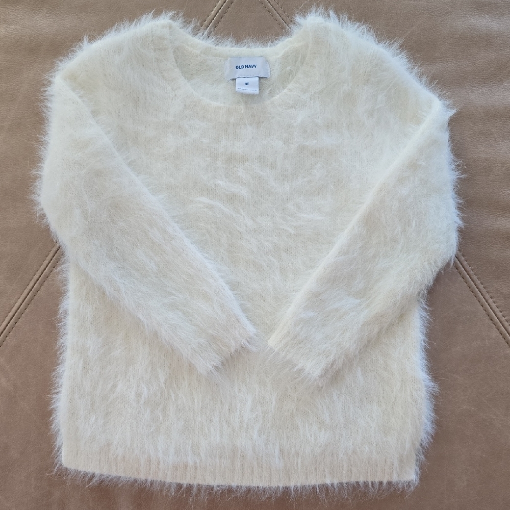 Girls Old Navy Fuzzy Cream Sweater